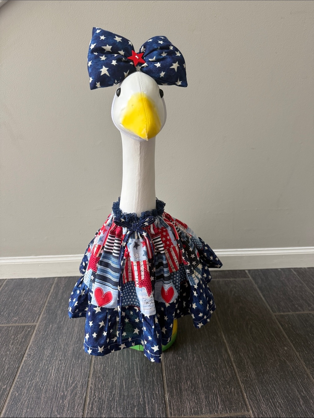 Patriotic 23” Porch Goose Outfit with Bow #PorchGoose #Patriotic